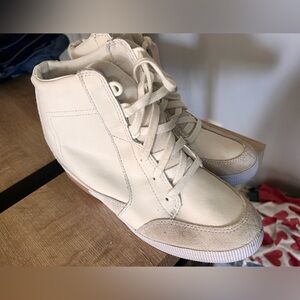 SOREL OUT N ABOUT WEDGE SNEAKER